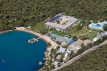 Green Bay Resort & Spa