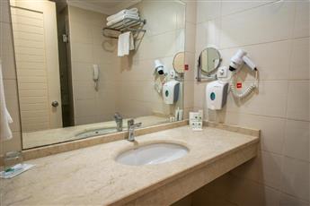 Green Bay Resort & Spa