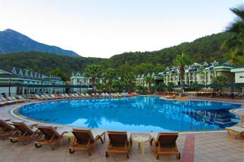 Green Forest Holiday Village 5*