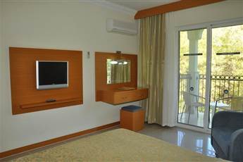 Green Forest Holiday Village 5*