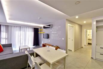 Green Garden Suites Hotel 4*