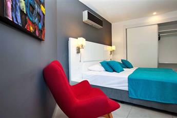 Green Garden Suites Hotel 4*