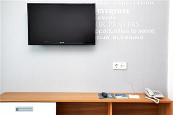 Green Garden Suites Hotel 4*