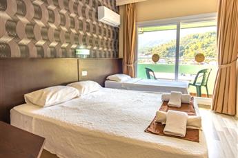 Green Gold Hotel