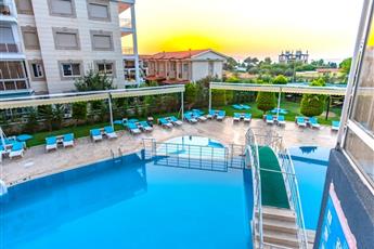 Green Gold Hotel