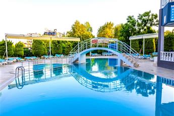 Green Gold Hotel