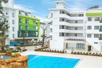 Green Life Hotel