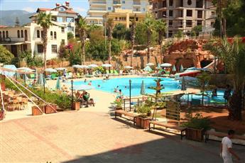 Green Life Hotel