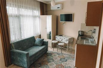 Green Life Hotel
