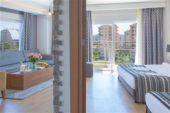 Greenwood Suites Resort 5*