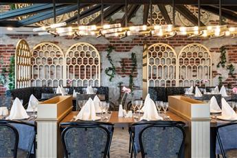 Greenwood Suites Resort 5*