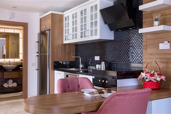 Greenwood Suites Resort 5*