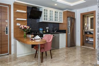 Greenwood Suites Resort 5*