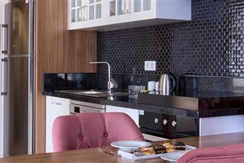 Greenwood Suites Resort 5*