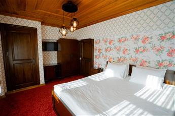 Gulliver Mansion Hotel