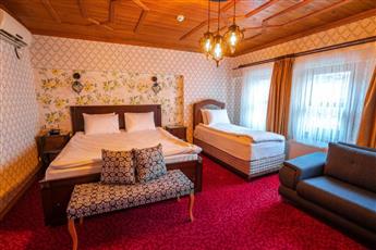Gulliver Mansion Hotel
