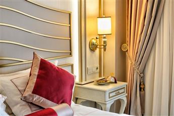 Halifaks Hotel 4*