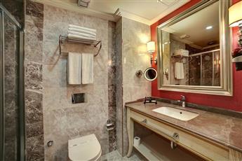Halifaks Hotel 4*