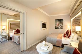 Halifaks Hotel 4*