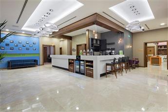 Hampton by Hilton Istanbul Atakoy 3*