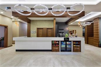 Hampton by Hilton Istanbul Atakoy 3*