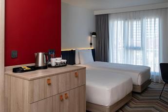 Hampton by Hilton Istanbul Merter 4*