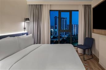 Hampton by Hilton Istanbul Merter 4*