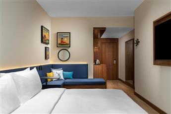 Hampton by Hilton Istanbul Sisli 4*