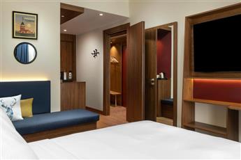 Hampton by Hilton Istanbul Sisli 4*