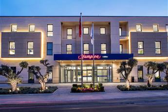 Hampton by Hilton Istanbul Zeytinburnu 4*
