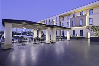 Hampton by Hilton Istanbul Zeytinburnu 4*