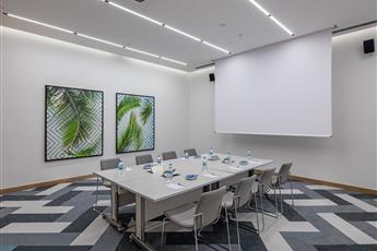 Hampton by Hilton Istanbul Zeytinburnu 4*