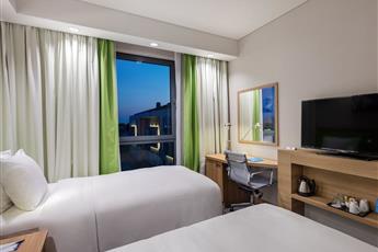 Hampton by Hilton Istanbul Zeytinburnu 4*