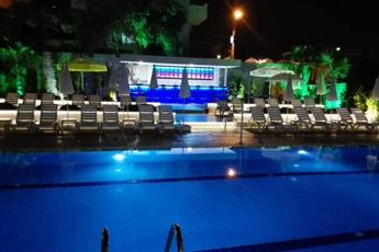 Happy Apart Hotel 3*