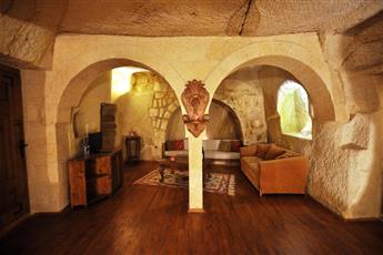 Has Cave Konak