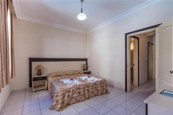 Helios Hotel Side 3*