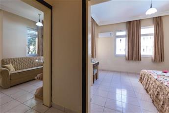 Helios Hotel Side 3*