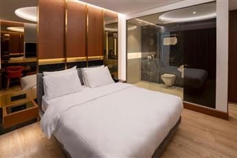 Henna Hotel Istanbul 4*