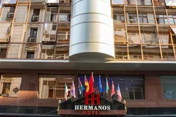 Hermanos Hotel 3*