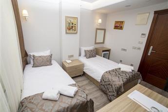 HHK Hotel Downtown 4*