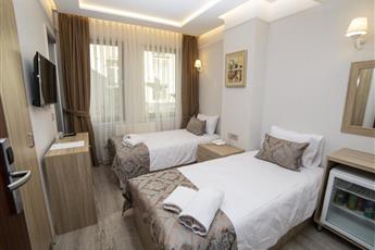 HHK Hotel Downtown 4*