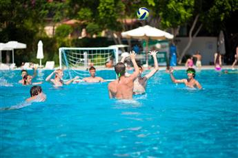 Hillside Beach Club