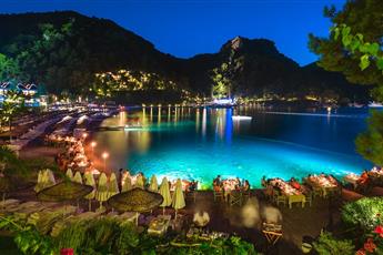 Hillside Beach Club