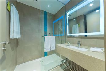 Hilton Garden Inn Istanbul Ataturk Airport 4*