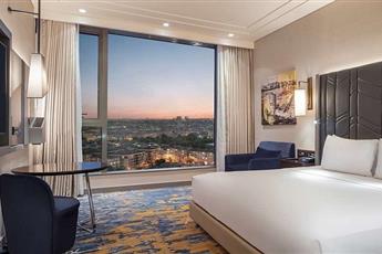 Hilton Istanbul Bakirkoy 5*