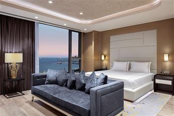 Hilton Istanbul Bakirkoy 5*