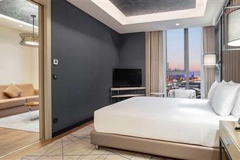 Hilton Istanbul Bakirkoy 5*