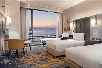 Hilton Istanbul Bakirkoy 5*