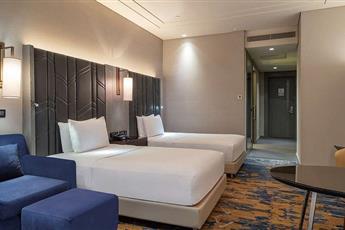 Hilton Istanbul Bakirkoy 5*