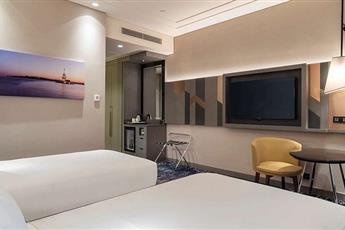 Hilton Istanbul Bakirkoy 5*